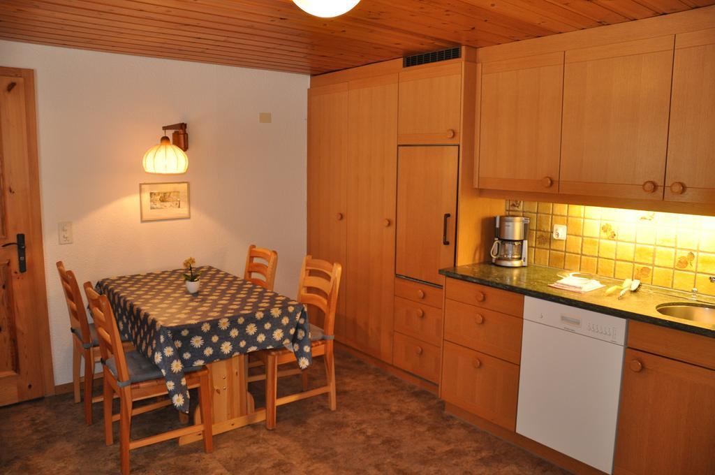 Ferienwohnungen Chalet Hohturnen Grindelwald Exterior photo